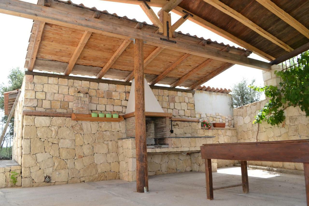 Villa Rosa - Ai Piedi Dell'Etna ブルコリ エクステリア 写真